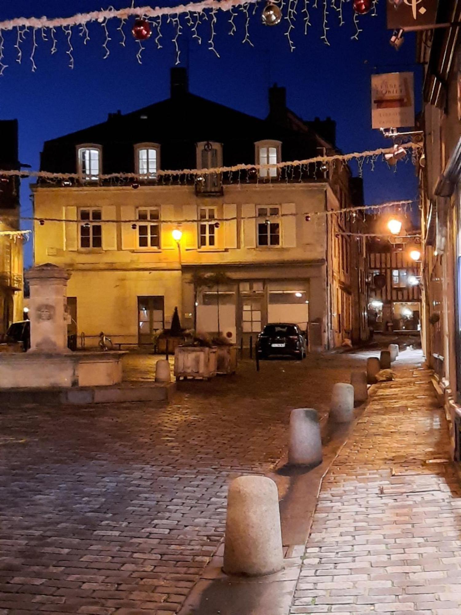 Bed and Breakfast Pierres Et Jardins Senlis  Zewnętrze zdjęcie